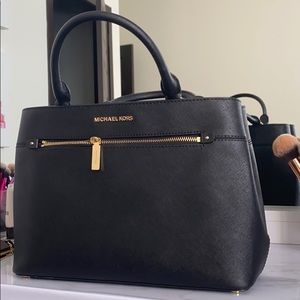 Michael kors satchel
